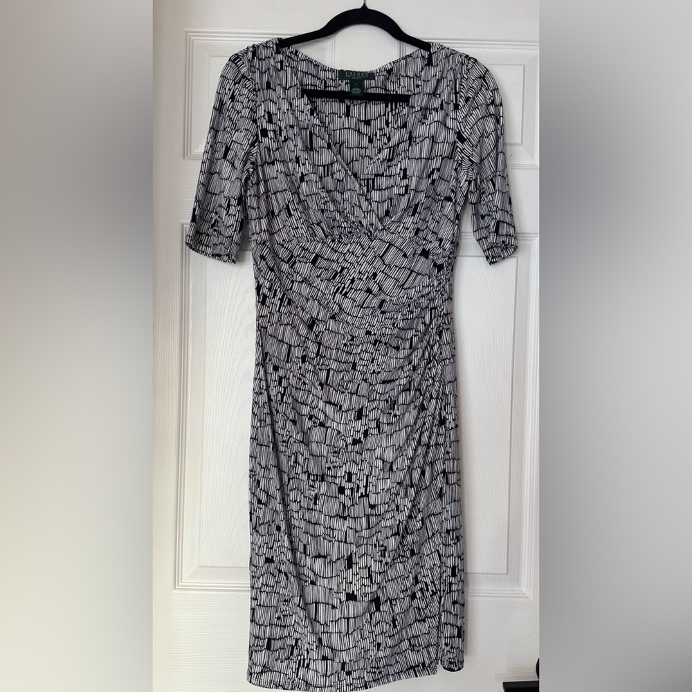 Lauren Ralph Lauren Navy and White Geometric Dress